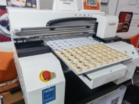 Impresora de Alimentos Comestibles de Inyección de Tinta de Cama Plana con Control Automático por Computadora para Cabezal de Impresión I3200, Alta Precisión, Multicolor, 1 Año de Garantía