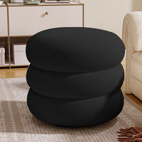 Pouf de style moderne en tissu crème, petit banc pour table basse dans le salon, tabouret élégant pour la maison