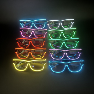2023 nuovi prodotti Party Favor USB ricaricabili Multi colori <span class=keywords><strong>occhiali</strong></span> di luce a <span class=keywords><strong>LED</strong></span> <span class=keywords><strong>con</strong></span> logo personalizzato - Product Image 1