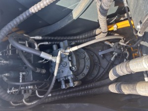 Excavadora Hyundai 220LC 9S lista para trabajar, excavadora hidráulica de 22 toneladas para construcción de edificios y uso de infraestructura - Product Image 4