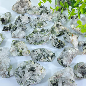 หินคริสตัลธรรมชาติทัวร์มาลีนสีเขียวหยาบพร้อม symbiosis ควอตซ์ใส - Product Image 6