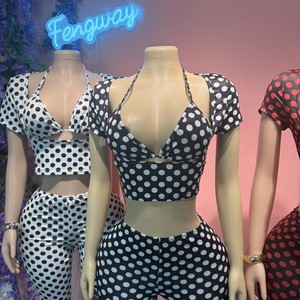 Nouvel ensemble 3 pièces sexy pour femme 2026 : crop top à manches courtes imprimé pois et patchwork, et pantalon - Product Image 4