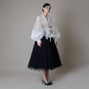 Großhandel New Fashion Französisch Retro Elegante Revers Laterne Ärmel Schnüren Frauen Blusen & Shirts - Product Image 2