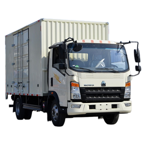 Camionnette Sinotruk Howo 4X2 à carrosserie fermée, conduite à gauche/droite, pour le transport de marchandises commerciales, directement de l'usine - Product Image 1