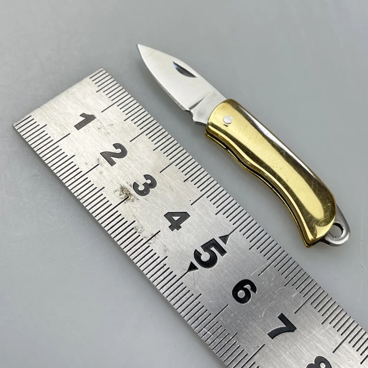 Amazon Top Seller Metal Key Survival Portable Knife Mini Pocket knives Self Defense Key chain with Copper handle