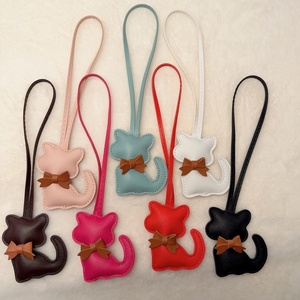 Gantungan Kunci Bentuk Kucing Kartun dari Kulit PU dengan Pita - Grosir - Product Image 1