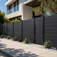 Panneaux de clôture WPC sans entretien, clôture composite co-extrudée, écran d'intimité durable pour cour et piscine modernes