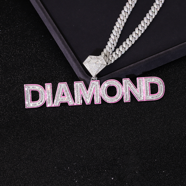 Pendentif émail