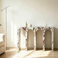 Table console en marbre Rosso Levanto à base multi-arche de style Art déco, idéale pour les entrées de villas de luxe et les showrooms haut de gamme