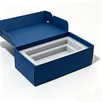 Boîte d'expédition en carton ondulé pliable personnalisée avec doublure intérieure protectrice personnalisée, imprimée en vert, pour l'emballage de produits haut de gamme