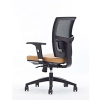 Fabricant OEM Ordinateur de bureau Chaise de direction en maille Appui-tête rotatif confortable Chaise de bureau en maille réglable ergonomique
