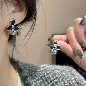 Fashion Zircon Grey Imitation Pearl <b>Earrings</b> for Women Girls French Retro Style <b>Black</b> Flowers <b>Stud</b> <b>Earrings</b> Jewelry Accessories - Product Image 3