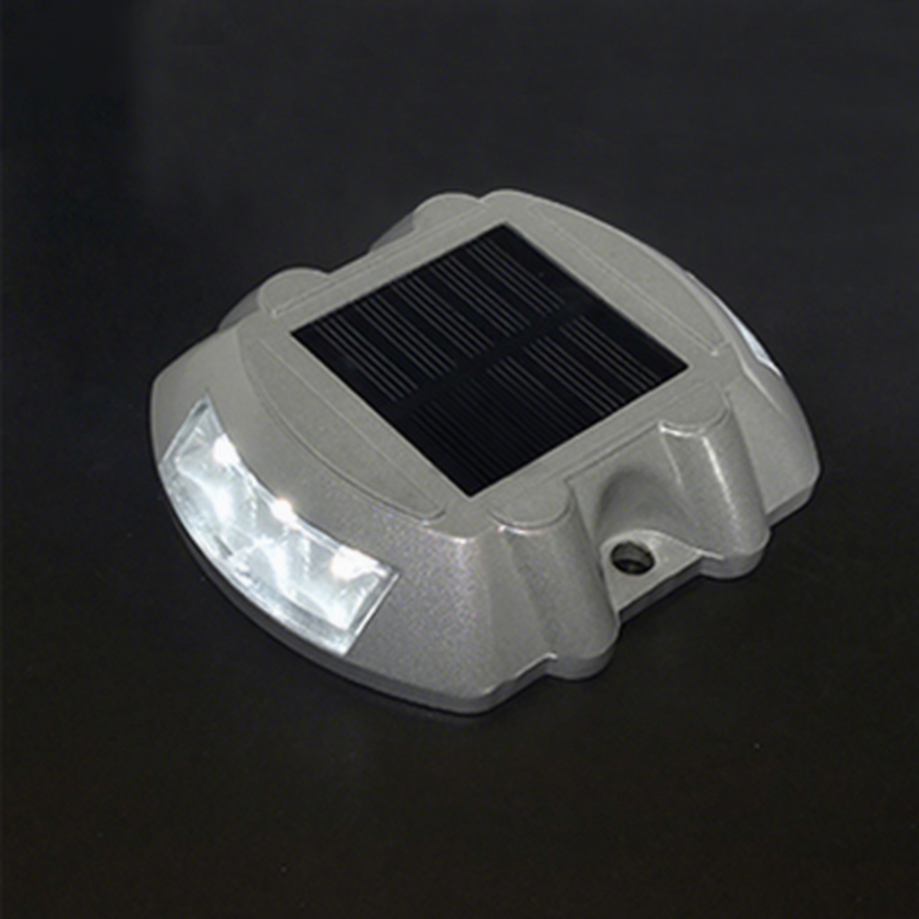 White (Flashing light)