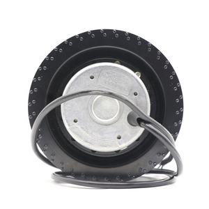 Ventilador centrífugo de refrigeración ebmpapst R2D140-AC02-14 de 140 mm, 400 V CA, 0.29 A, 165 W, 2600 RPM, IP54 para servomotor e inversor - Product Image 4