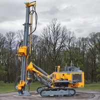 Foreuse hydraulique sur chenilles portable Kaishan, puissance élevée, efficace pour le forage de puits d'eau, les travaux miniers et la construction