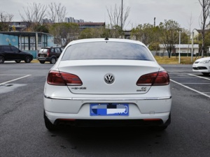 <span class=keywords><strong>CC</strong></span> 1.8 TSI Turbo 2016, Interni in Pelle Scura, Cerchi R17, Cambio Automatico, Berlina di Lusso a 4 Porte con Design Unico, Porte Senza Telaio, Ben Equipaggiata - Product Image 5
