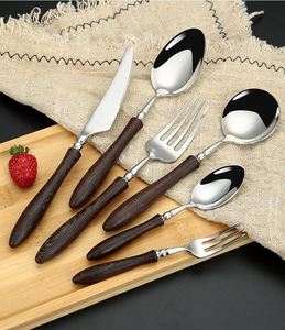 Ensemble de couverts occidentaux réutilisables en acier inoxydable 304, style rétro, avec manche en bois, finition polie, design minimaliste moderne, comprenant couteau, fourchette et cuillère - Product Image 2