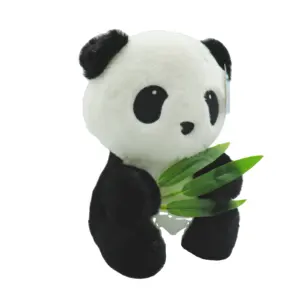 パンダ保持竹の葉のもののおもちゃぬいぐるみ
