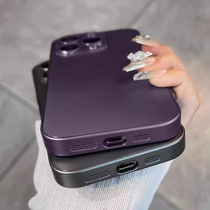 <span class=keywords><strong>เคส</strong></span>โทรศัพท์มือถือ <span class=keywords><strong>iPhone</strong></span> 11 <span class=keywords><strong>12</strong></span> 13 14 15 <span class=keywords><strong>Pro</strong></span> Max  แบบด้าน <span class=keywords><strong>สี</strong></span><span class=keywords><strong>ก</strong></span><span class=keywords><strong>รา</strong></span><span class=keywords><strong>ไฟ</strong></span><span class=keywords><strong>ต์</strong></span>  วัสดุกระจก AG  พร้อมซิลิโคนป้อง<span class=keywords><strong>ก</strong></span>ันเลนส์ - Product Image 6