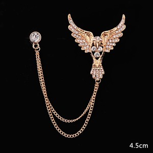 Date Designer Animal Volant Oiseau Elk Loup Tête Ours Aigle Dragon Chaîne Broche Broches Costume blazer Pierres Précieuses Strass Broches - Product Image 6