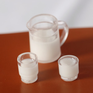 Set Miniatura Casa delle Bambole con Brocca per Succo d'Arancia e Latte, Tazza per Succo e Latte, Modello Scenico per Giochi di Ruolo, <span class=keywords><strong>Accessori</strong></span> per Casa delle Bambole - Product Image 3