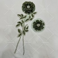 Superbe assortiment d'appliques en strass: corsage complet et styles de corsage réguliers