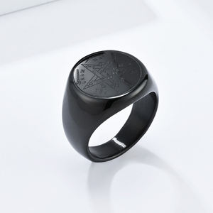 Anello Personalizzato Retrò Vichingo da Uomo, Anello Magico Wahyeh con Pentagramma Benedetto, Amuleto Talismano in Acciaio Inossidabile per Uso Quotidiano, per Uomini e Donne - Product Image 6