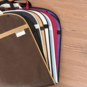Sac de rangement pliable pour vêtements avec poignée, grande capacité, anti-poussière, non-tissé, personnalisable avec logo, pour costumes - Product Image 4
