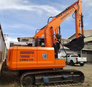 รถขุดตีนตะขาบ Lonking CDM6135 สำหรับโครงการก่อสร้าง - Product Image 1