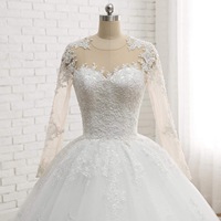 S4249N 2026 Nouvelle Robe de Mariée Princesse à Manches Longues et Broderies Modernes, Coupe Évasée avec Appliques en Dentelle, Idéale pour la Danse