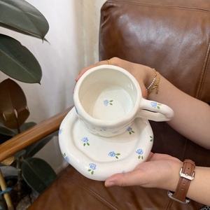 Tasse à café et soucoupe en céramique à texture pincée à la main de style nordique au design <span class=keywords><strong>original</strong></span> - Product Image 4