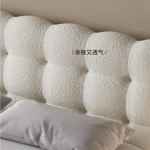 Кровать YUAOO в французском стиле с вышивкой, регулируемая, с деревянным каркасом из сосны, размер Queen/King, для главной спальни, с обивкой из ткани и овечьей шерсти - Product Image 4