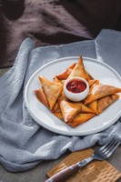 Fábrica profesional delicioso IQF verduras congeladas Samosa primavera rollos bolsa de alimentos embalaje congelar pastelería americana aperitivos chinos