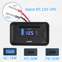 Chargeur USB RV 90W double PD+QC3.0 USB-A+Type-C avec bouton marche/arrêt, matériau PC, couvercle rabattable, couleurs LED (bleu/rouge/vert), sécurité