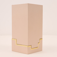 Boîte d'emballage de parfum de luxe de haute qualité avec couvercle et base, carrée, couleur rose luxueuse, nouvelle boîte de parfum caractéristique