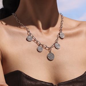 BINSHUO Light Luxus Herz Fisch Zubehör übertrieben Edelstahl vergoldet Schmetterling Herz Anhänger Halskette für Frauen - Product Image 3