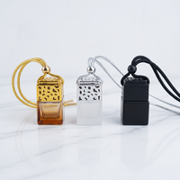 Bouteille diffuseur de voiture en verre 8ml vide avec bouchon en bois, diffuseur d'air suspendu, aromathérapie, vente en gros usine personnalisée