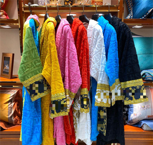 Accappatoio di Alta Qualità in Puro <span class=keywords><strong>Cotone</strong></span> Assorbente per Tutte le Stagioni, Unisex, di Marca Famosa - Product Image 2