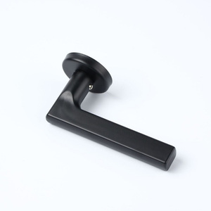 Nhà Máy Hiện Đại Màu Đen Phòng Ngủ Nhôm Lỗ Mộng Đòn Bẩy Tay Nắm Cửa Căn Hộ Bằng Gỗ Cửa Xử Lý Khóa - Product Image 5