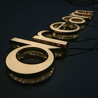 Lettres en relief 3D perforées en acier inoxydable imperméable de haute qualité pour logo de marque d'entreprise, enseigne de magasin extérieure