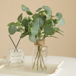H751 2026 <span class=keywords><strong>Eucalipto</strong></span> Artificiale all'Ingrosso per Vaso d'Acqua, Decorazione Nordica per la Casa, Ornamento da Tavolo, Pianta Verde Artificiale di <span class=keywords><strong>Eucalipto</strong></span> - Product Image 3
