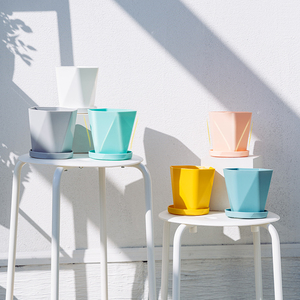 Offre Spéciale Pots de fleurs en plastique de conception classique en gros pour la décoration de beauté de jardin et l'état de plancher d'utilisation de centre commercial - Product Image 2