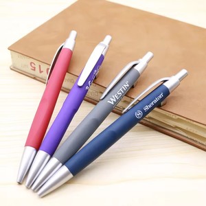 Bolígrafos de Regalo para Hotel Multifuncionales con Logotipo Personalizado, Recubrimiento de Goma Plástica, Punta de 1.0 mm, Recargables - Product Image 5
