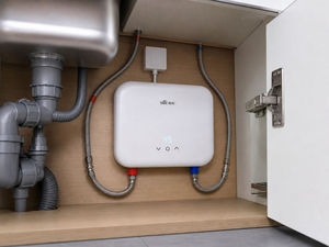 <span class=keywords><strong>Chauffe</strong></span>-<span class=keywords><strong>eau</strong></span> électrique instantané à économie d'énergie avec protection contre les surcharges pour installation sur comptoir de cuisine, OEM ODM disponible - Product Image 2
