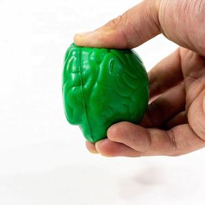 Balle anti-stress blanche en mousse, personnalisable avec logo imprimé, publicitaire, promotionnelle, en forme de cerveau, à prix abordable - Product Image 4