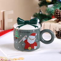 Vente en gros Tasses de Noël en céramique avec couvercles pour coffrets cadeaux Tasses de Noël du commerce extérieur