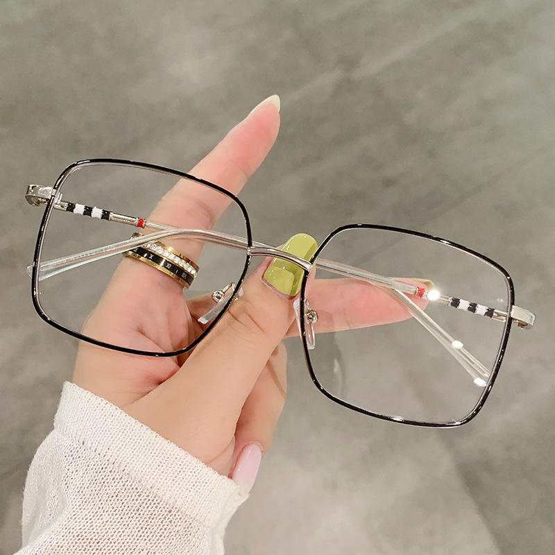 C2วงกลมสีดำกรอบสีเงิน