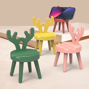 डेस्क होम ऑफिस डेकोर के लिए प्यारा हिरण एंटर फोन स्टैंड मिनी स्टूल - Product Image 6