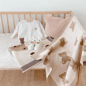 Ours d'amour personnalisé garçon fille 80*110cm canapé-<span class=keywords><strong>lit</strong></span> poussette sieste climatisation chaud tricoté bébé <span class=keywords><strong>couverture</strong></span> super douce - Product Image 6