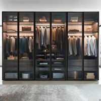 Armoire de chambre à coucher moderne sur mesure BALOM, armoire avec porte en verre de luxe, dressing avec éclairage LED